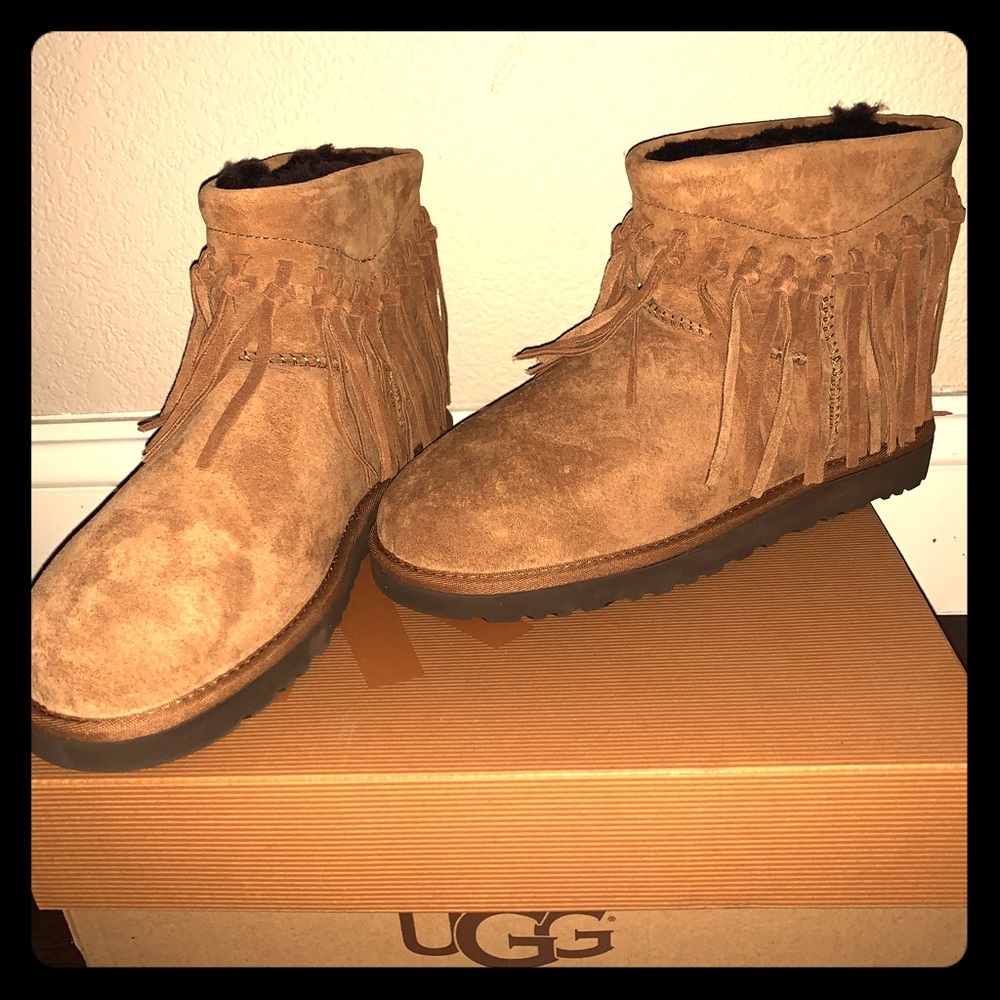 Brand new ankle Uggs